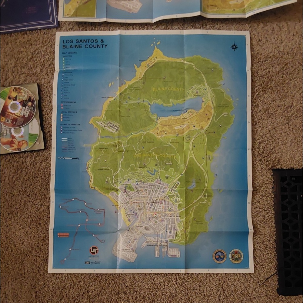 GTA V COLLECTOR'S GAME HAS METAL CASE BOTH DISC AND MAPS,BLUEPRINT MAP